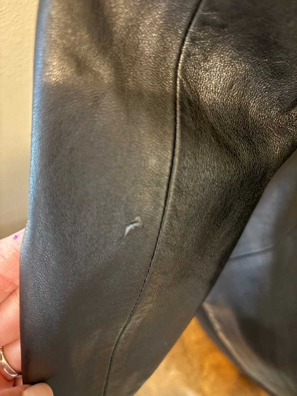 BCBGMaxAzria Black Genuine Leather Button-Front Jacket, Classic Style! Size 2
